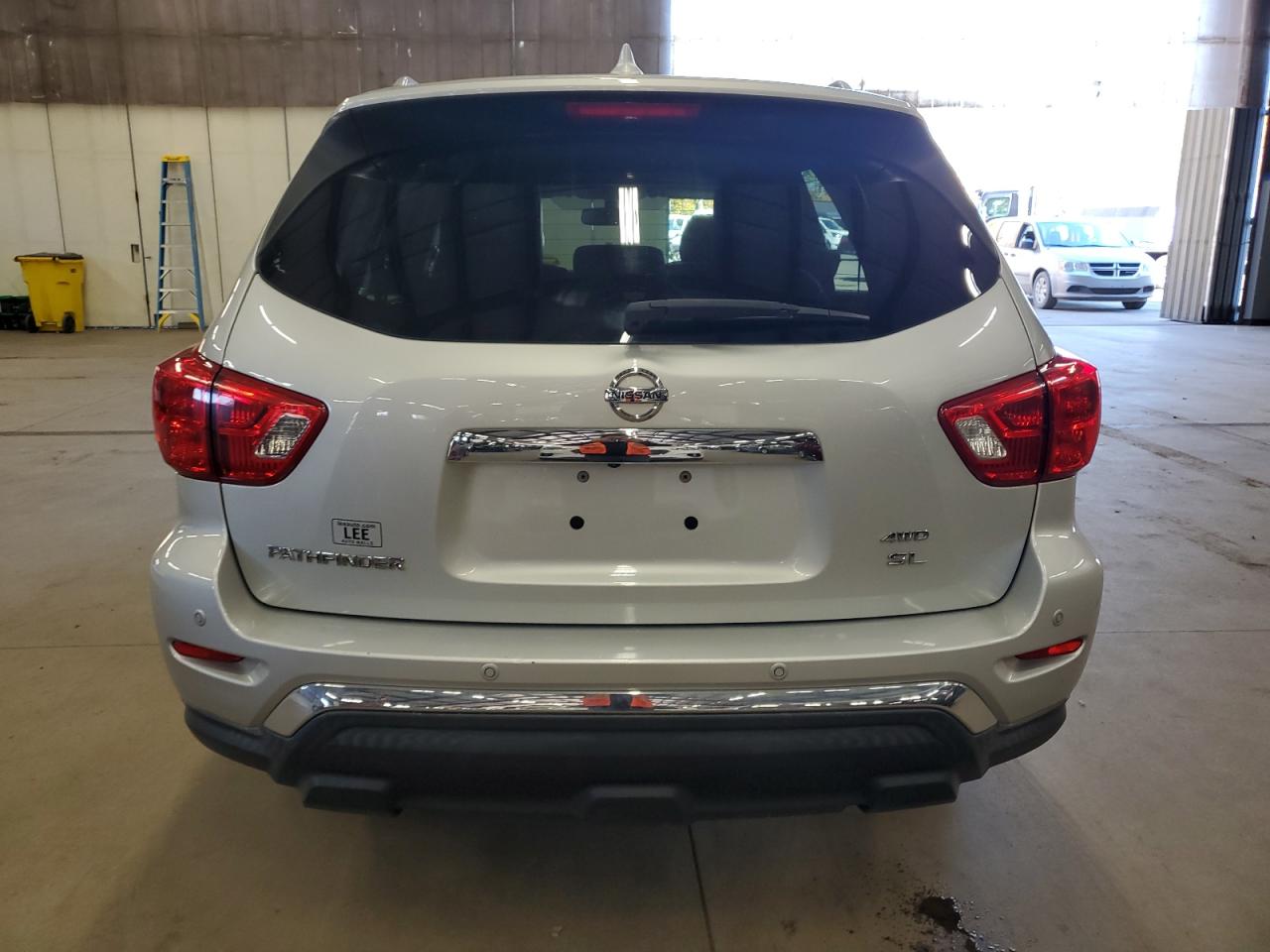 2019 Nissan Pathfinder S VIN: 5N1DR2MM5KC615558 Lot: 89687855