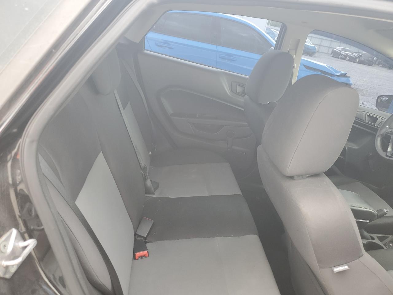 2015 Ford Fiesta S VIN: 3FADP4AJ5FM160964 Lot: 85568435