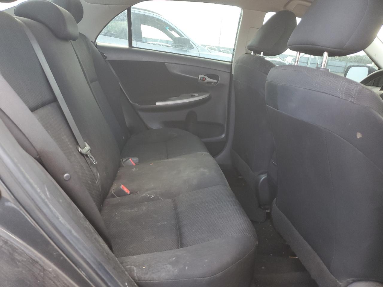 2011 Toyota Corolla Base VIN: 2T1BU4EE7BC556548 Lot: 81089805