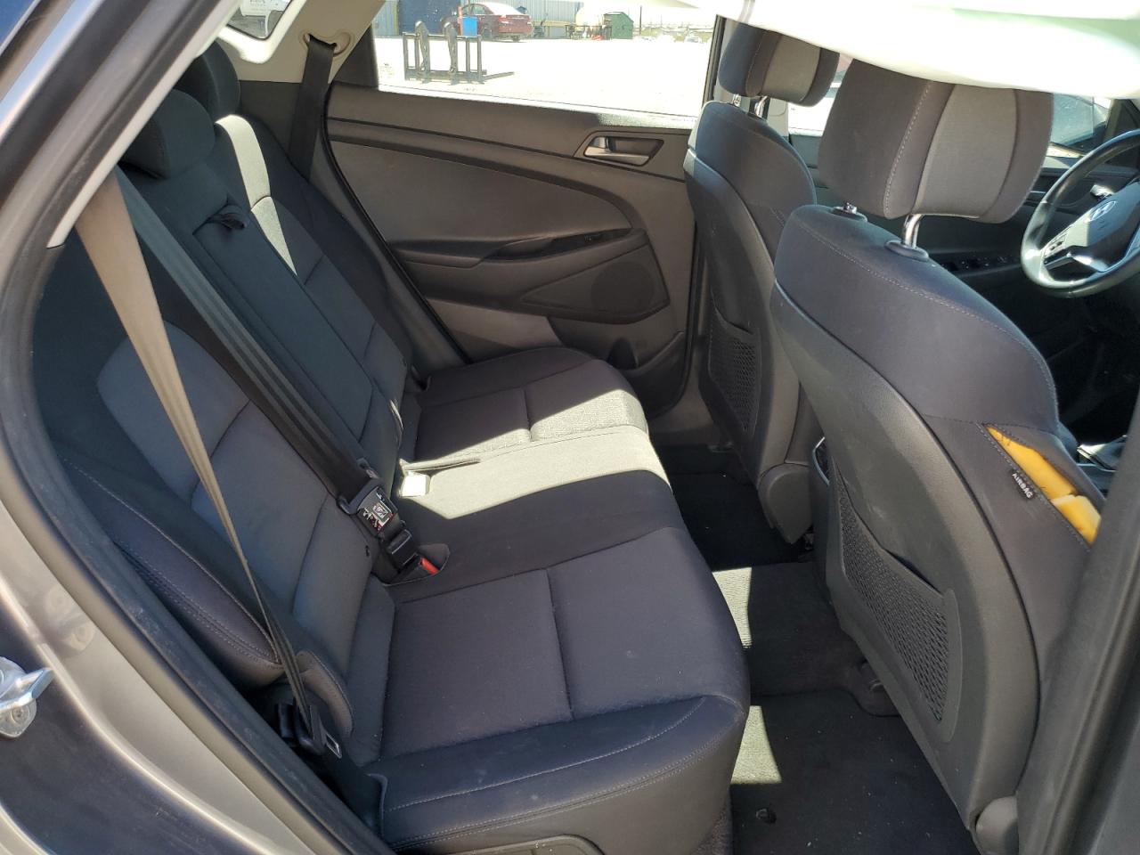 2018 Hyundai Tucson Sport VIN: KM8J33AL2JU691804 Lot: 81971595