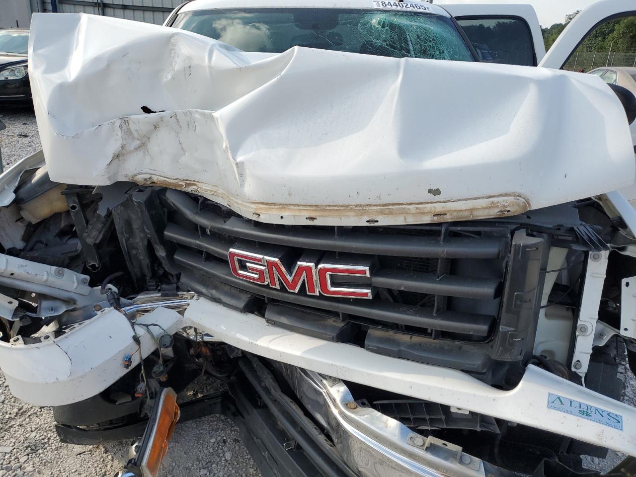 2008 GMC Sierra C1500 VIN: 3GTEC13J88G305244 Lot: 84402465