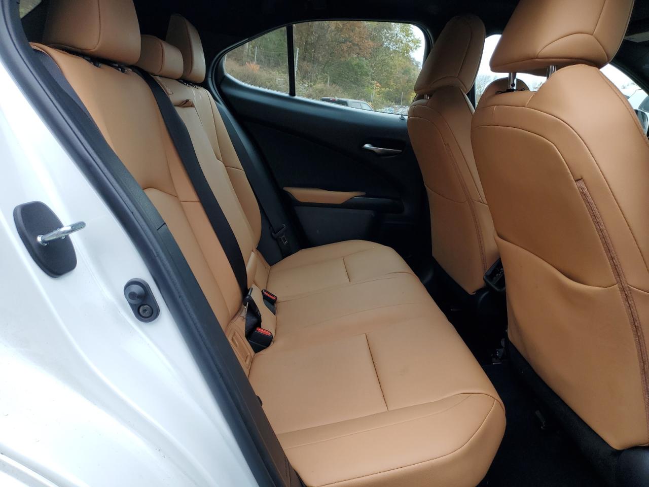 2024 Lexus Ux 250H Premium VIN: JTHP9JBH2R2074579 Lot: 90521215