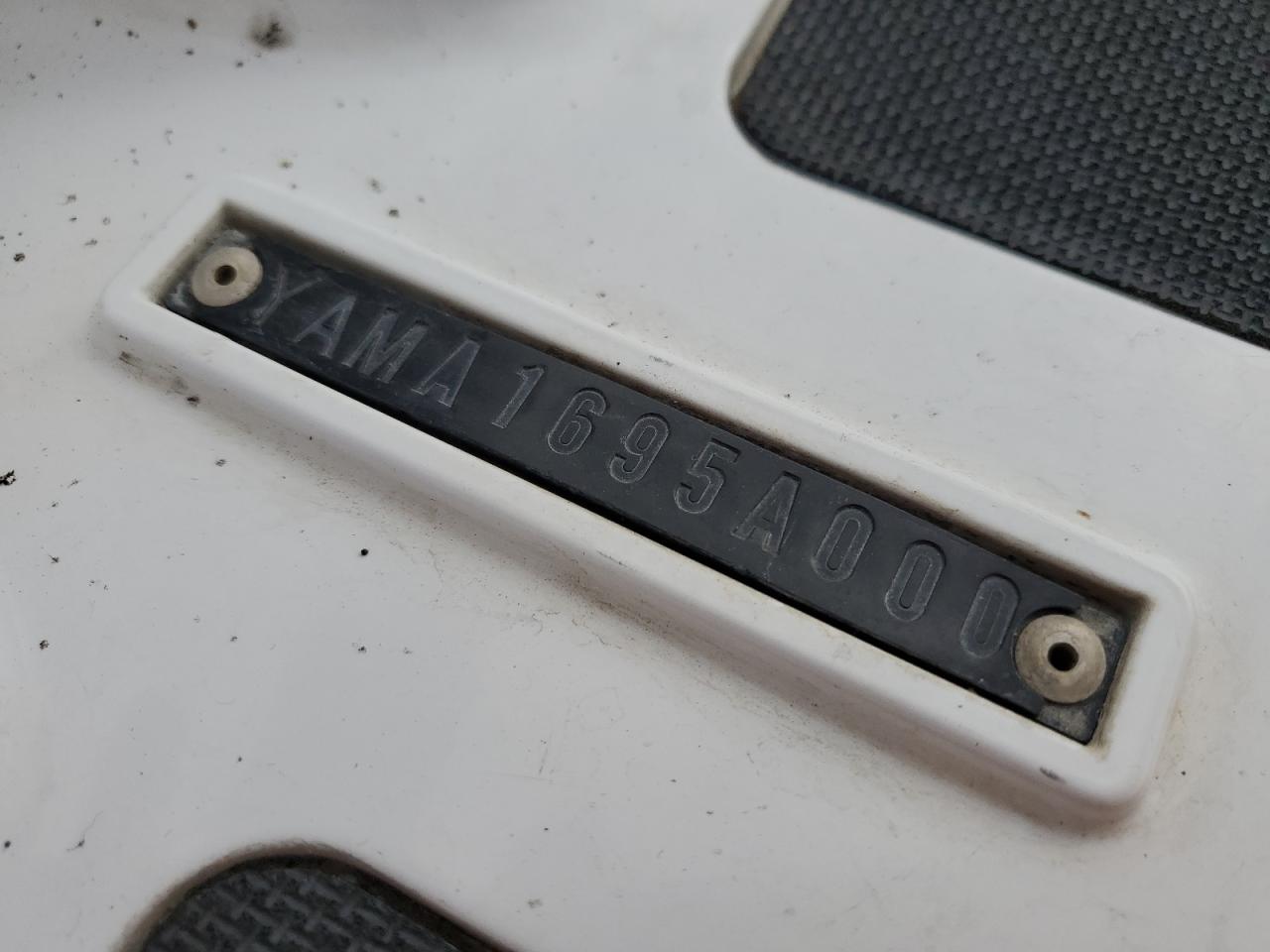 2000 Yamaha Xl700 VIN: YAMA1695A000 Lot: 85001925