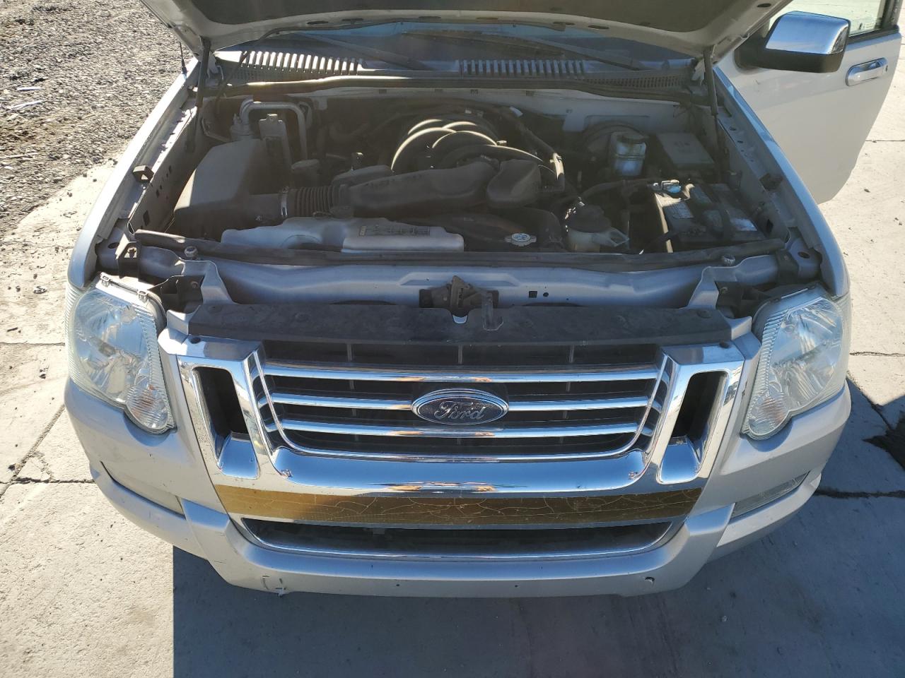 2009 Ford Explorer Sport Trac Limited VIN: 1FMEU53849UA24800 Lot: 90577055