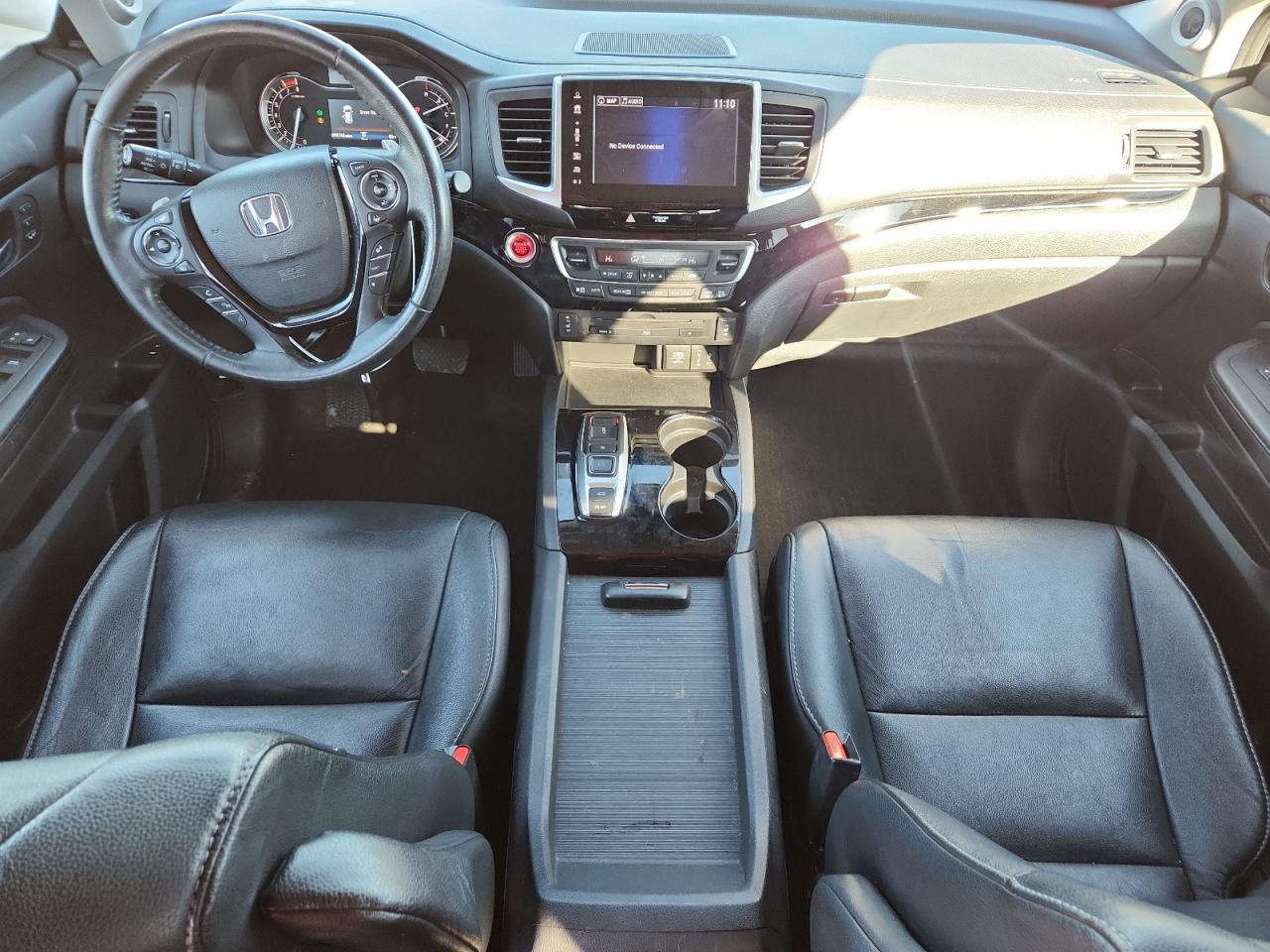 2017 Honda Pilot Touring VIN: 5FNYF6H98HB054439 Lot: 82755845