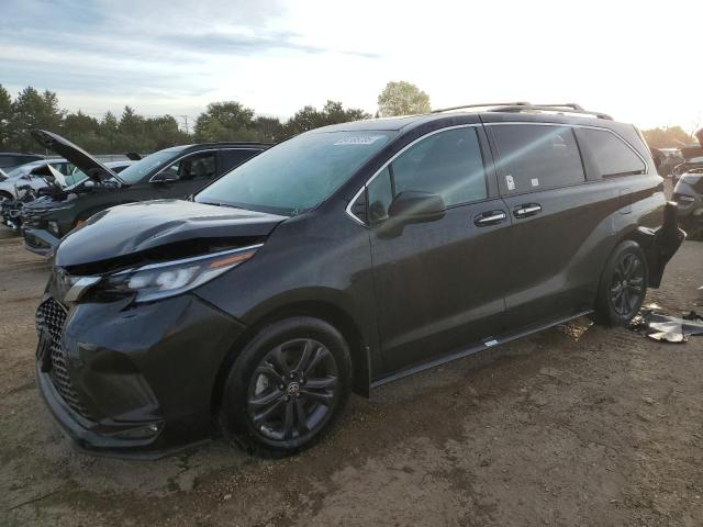 TOYOTA SIENNA XSE 2024