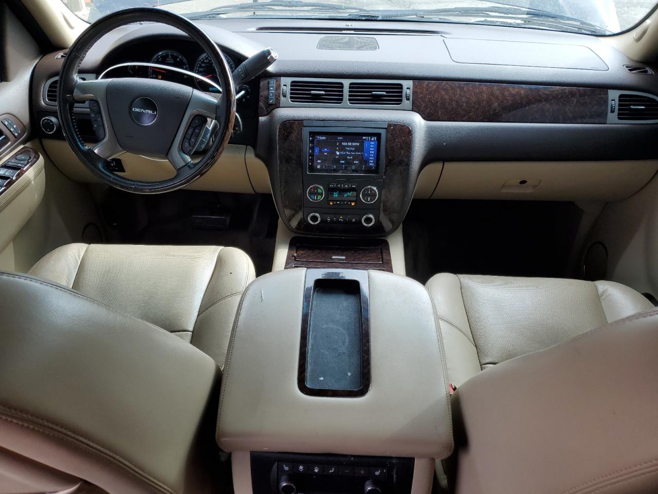 2010 GMC Yukon Denali VIN: 1GKUKEEF1AR262973 Lot: 89878945