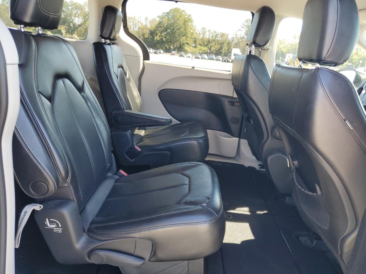 2020 Chrysler Voyager Lxi VIN: 2C4RC1DG9LR262685 Lot: 91066215