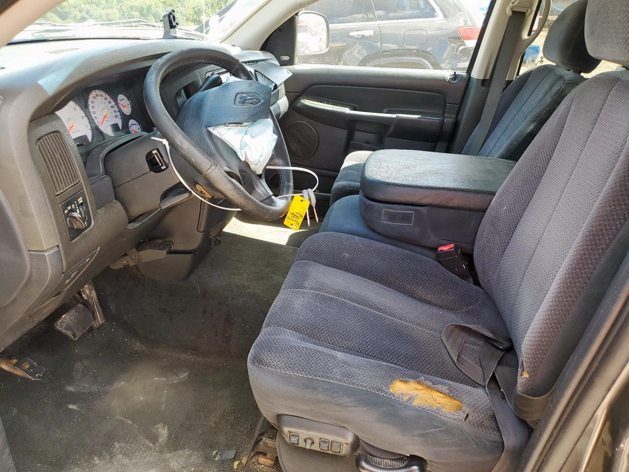 2002 Dodge Ram 1500 VIN: 1D7HA18N92J183715 Lot: 84000595