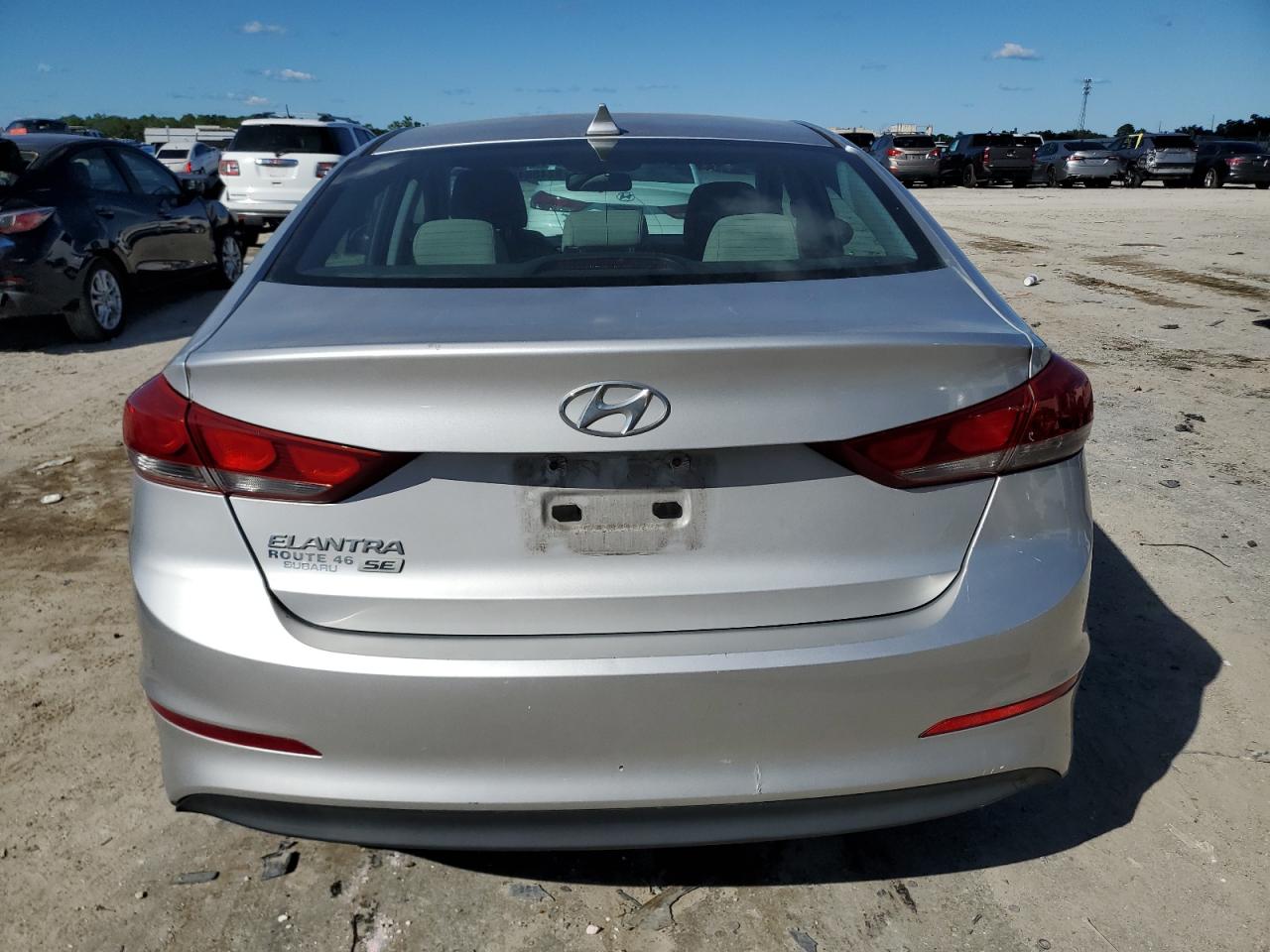 2017 Hyundai Elantra Se VIN: KMHD74LF9HU072710 Lot: 82486455
