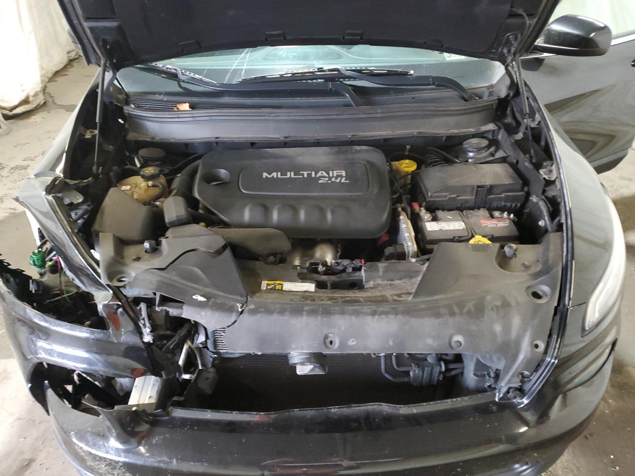 2015 Jeep Cherokee Latitude VIN: 1C4PJLCB8FW711431 Lot: 85653255