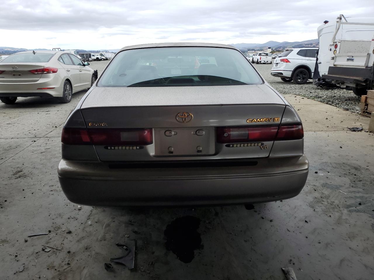 1998 Toyota Camry Ce VIN: JT2BF22K8W0131034 Lot: 84296715