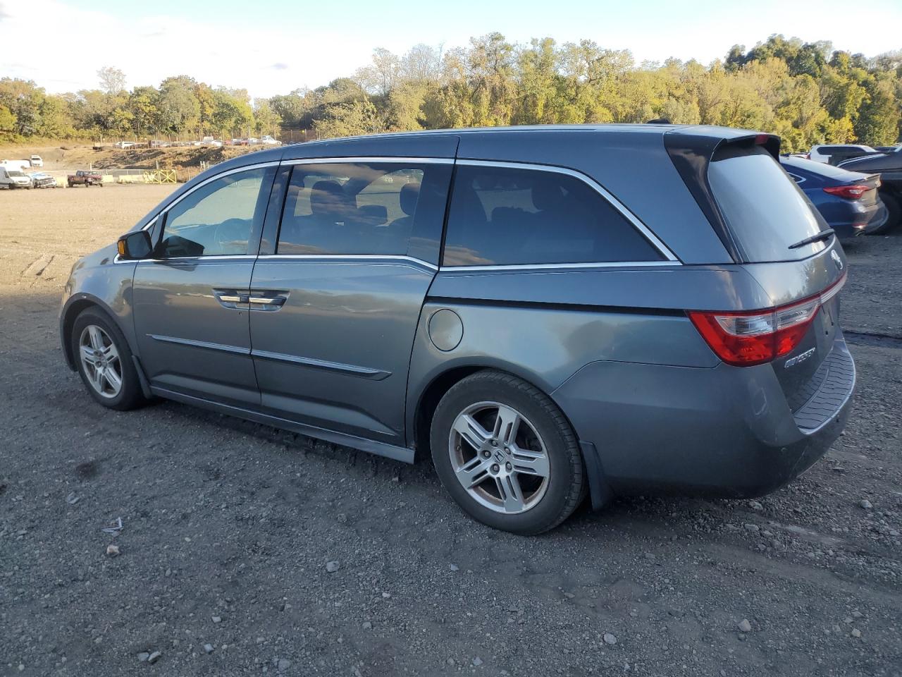 2011 Honda Odyssey Touring VIN: 5FNRL5H92BB030619 Lot: 86251565