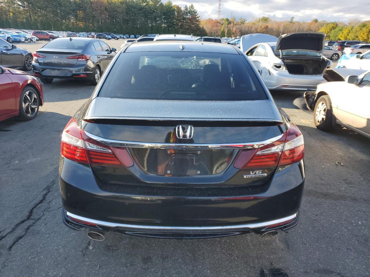 2016 Honda Accord Touring VIN: 1HGCR3F95GA005520 Lot: 87267365
