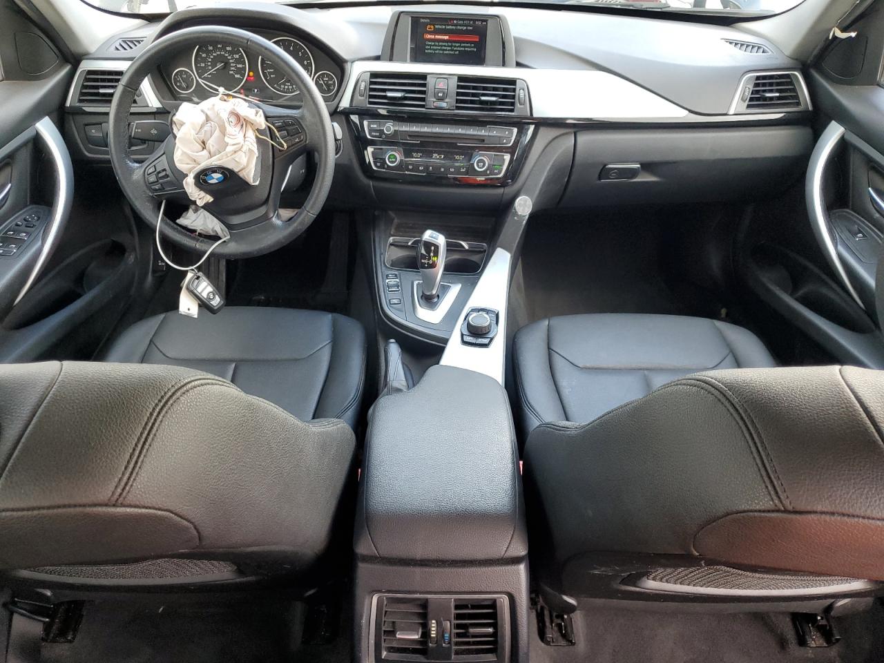 2018 BMW 320 I VIN: WBA8A9C58JK623106 Lot: 84813205