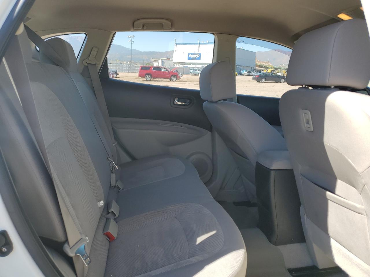 2014 Nissan Rogue Select S VIN: JN8AS5MV5EW712997 Lot: 85926985