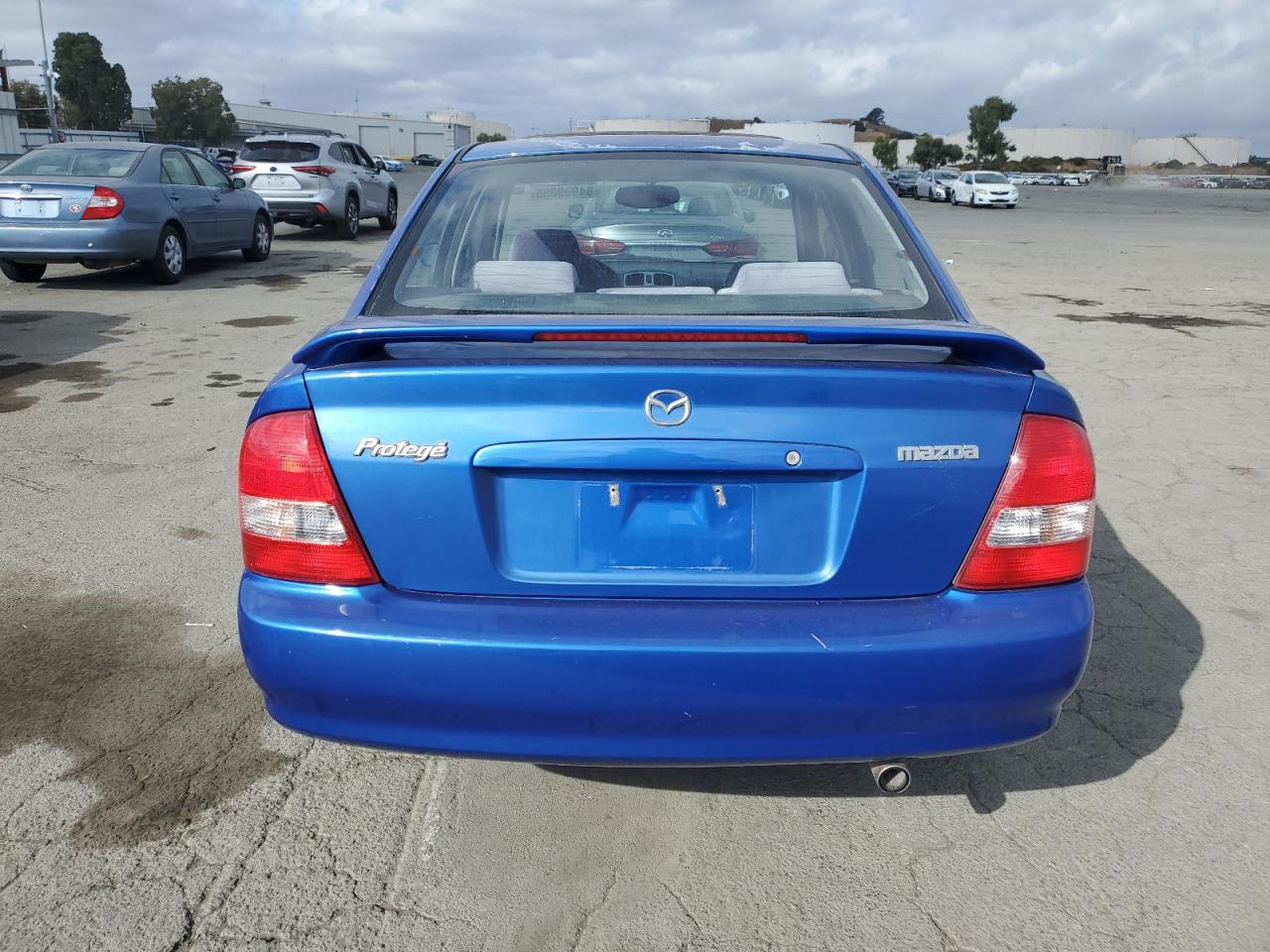 2003 Mazda Protege Dx VIN: JM1BJ225031147346 Lot: 84999855