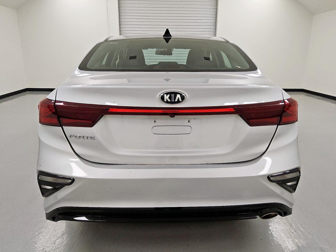 2021 Kia Forte Fe VIN: 3KPF24AD1ME308904 Lot: 86188615