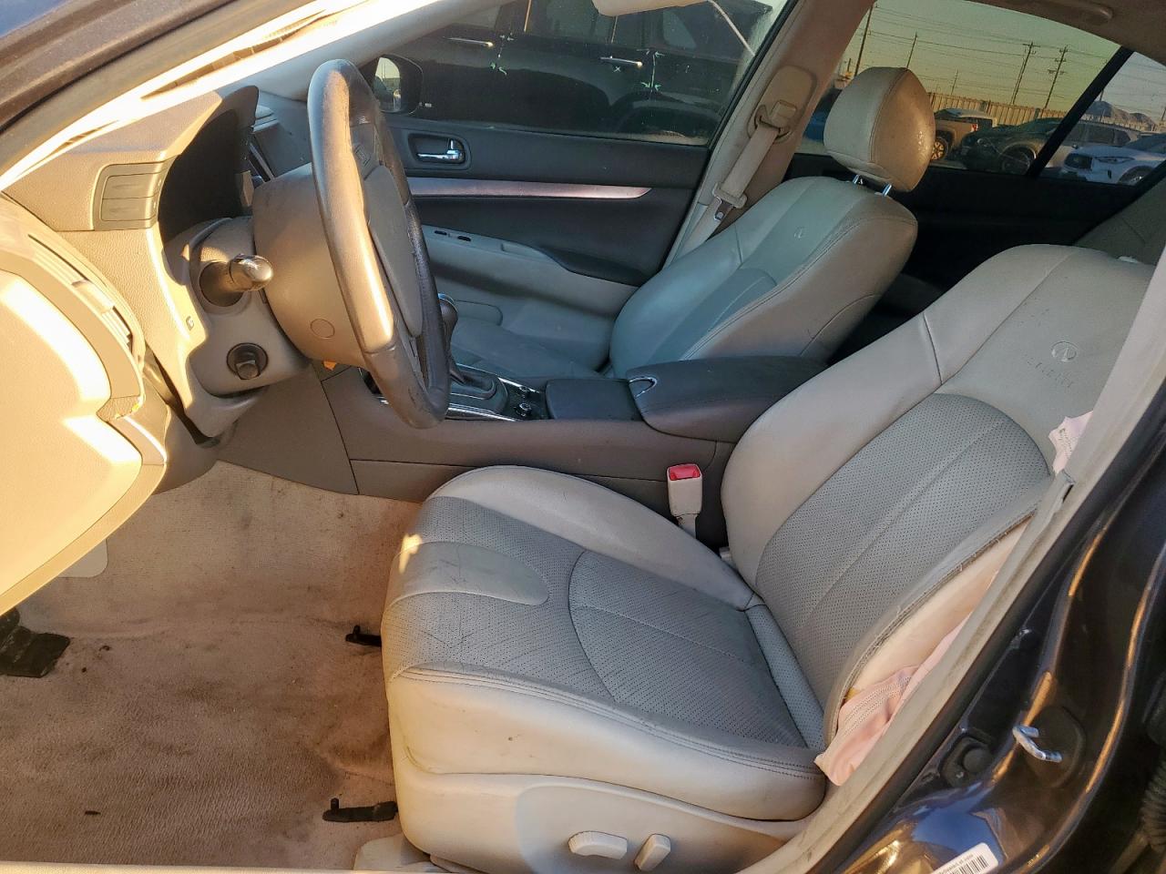 2011 Infiniti G37 Base VIN: JN1CV6AP5BM301035 Lot: 90870525