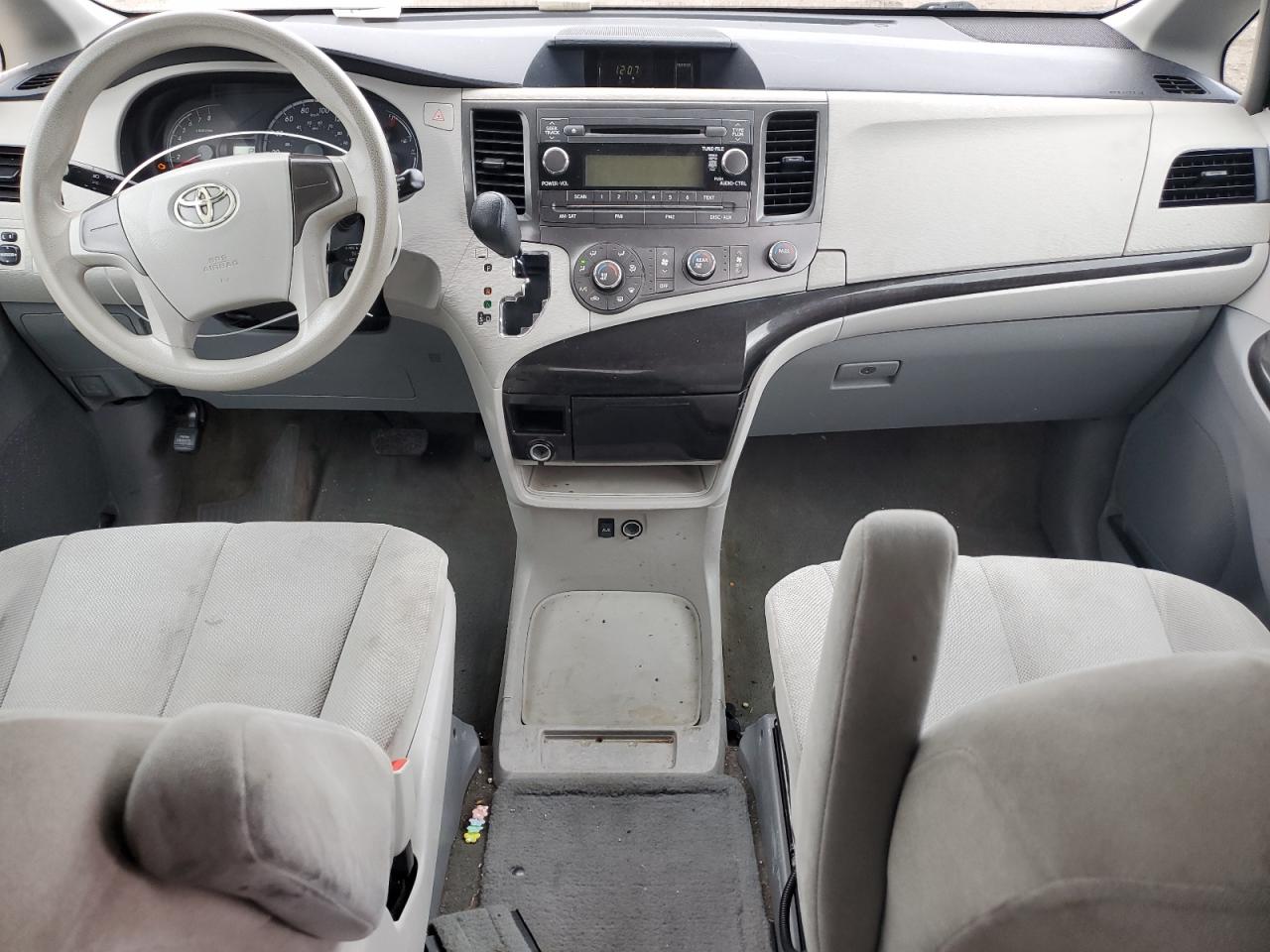 2012 Toyota Sienna VIN: 5TDZK3DC2CS256407 Lot: 84776275