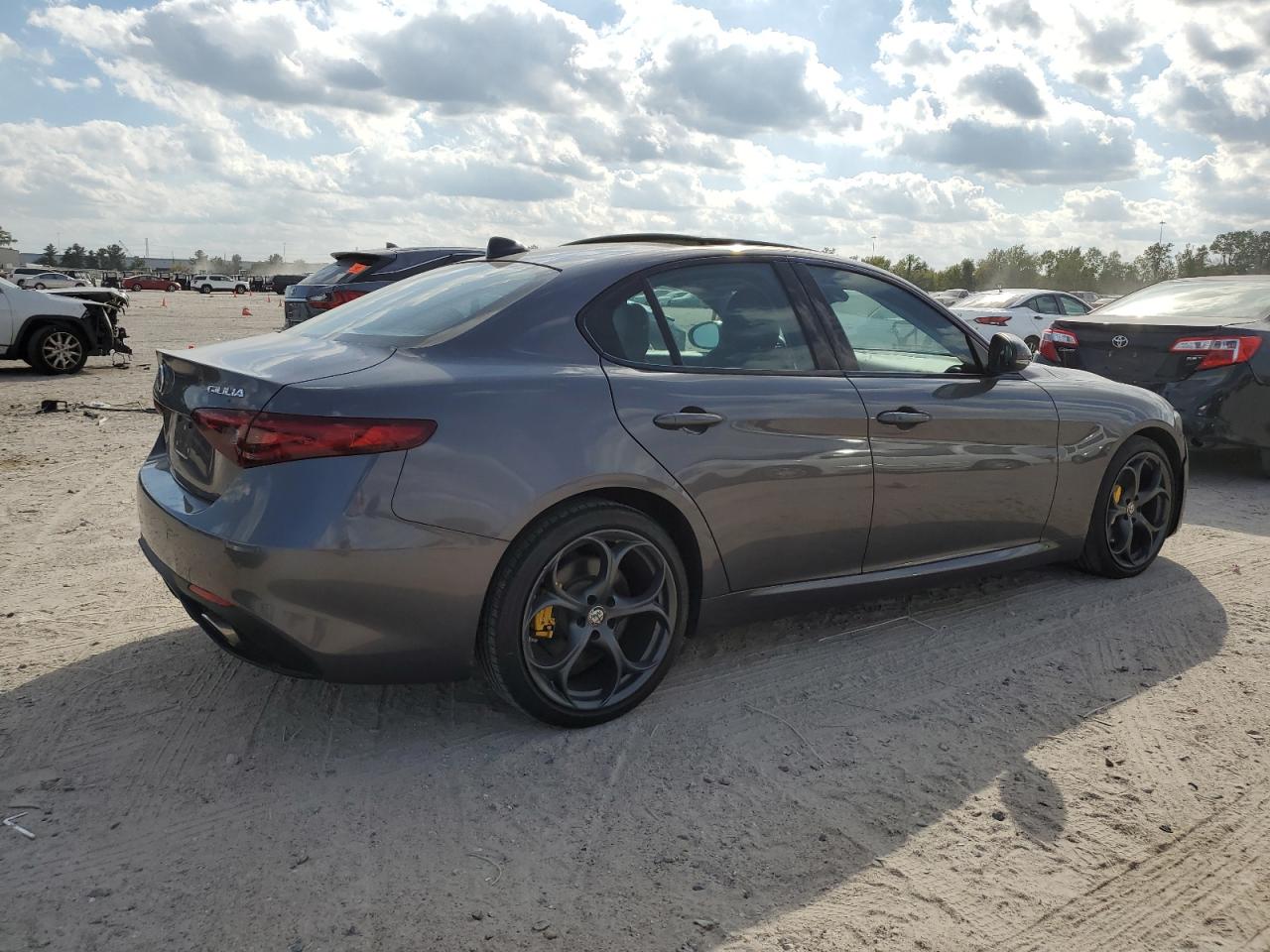 2019 Alfa Romeo Giulia Ti silver null gas ZARFANBN4K7611937 photo #4