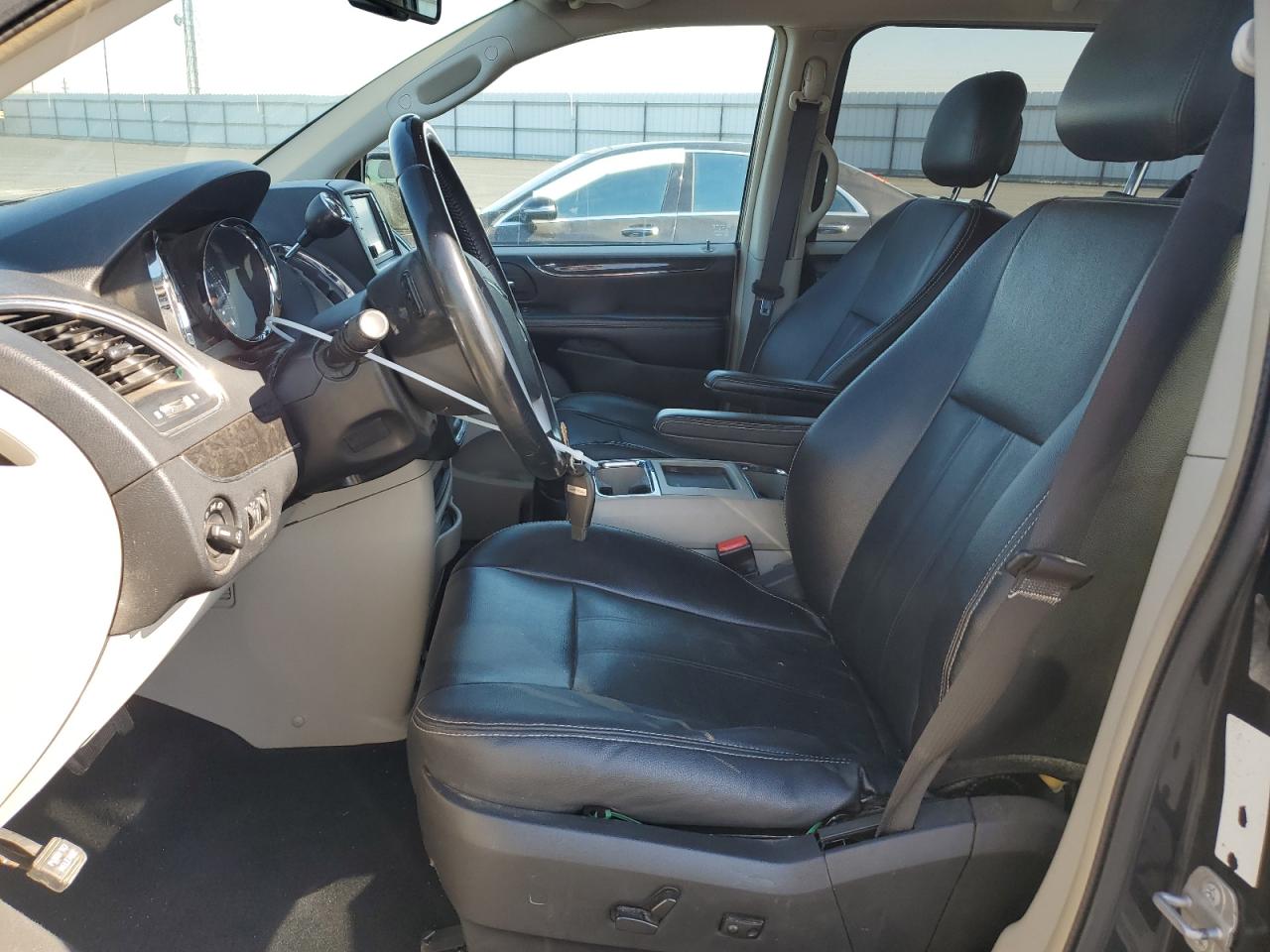 2014 Chrysler Town & Country Touring VIN: 2C4RC1BG5ER382957 Lot: 90738085