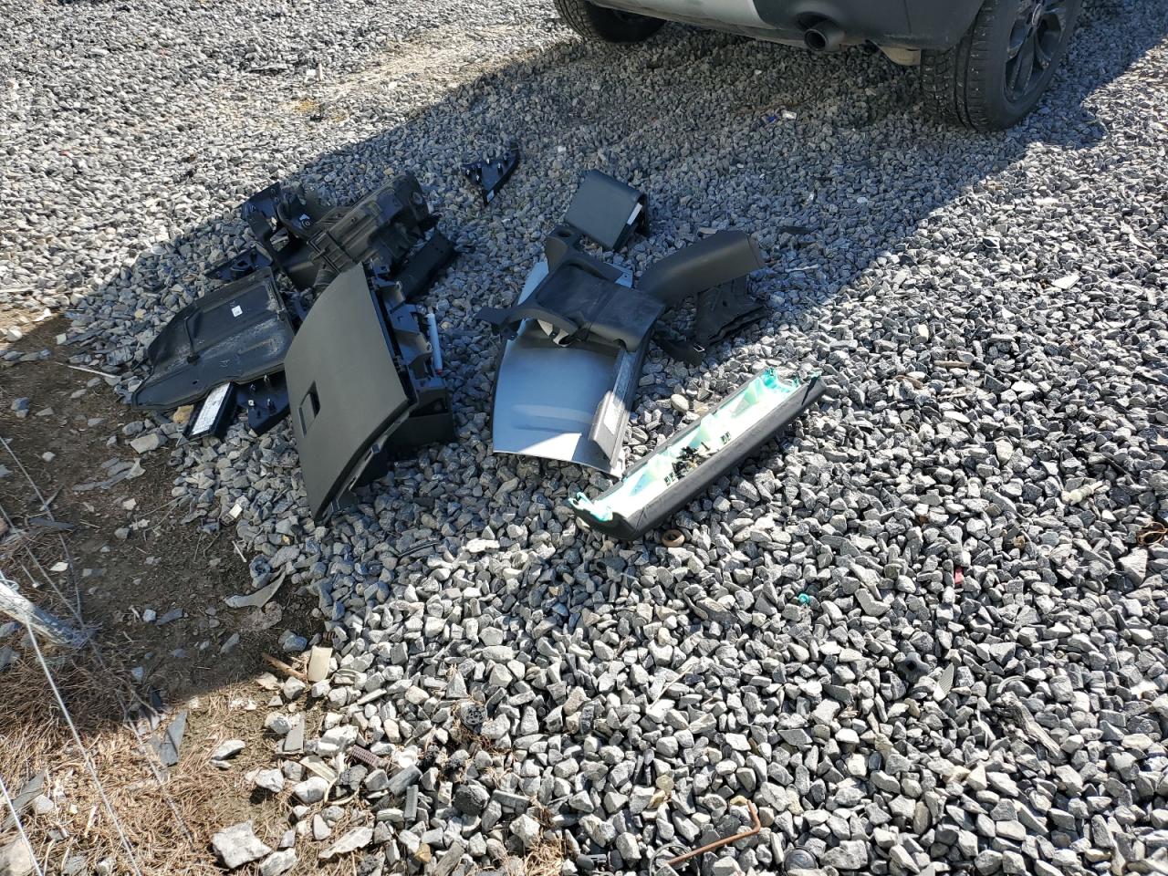 2015 Land Rover Discovery Sport Hse Luxury VIN: SALCT2BG8FH526468 Lot: 84563745