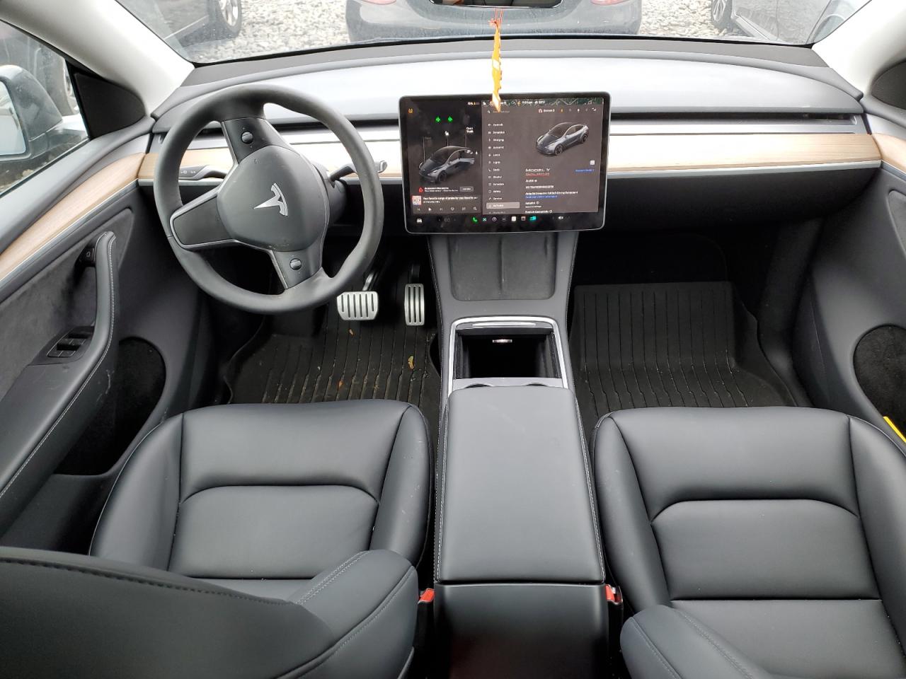 2024 Tesla Model Y VIN: 7SAYGDEF9RA322718 Lot: 86331745