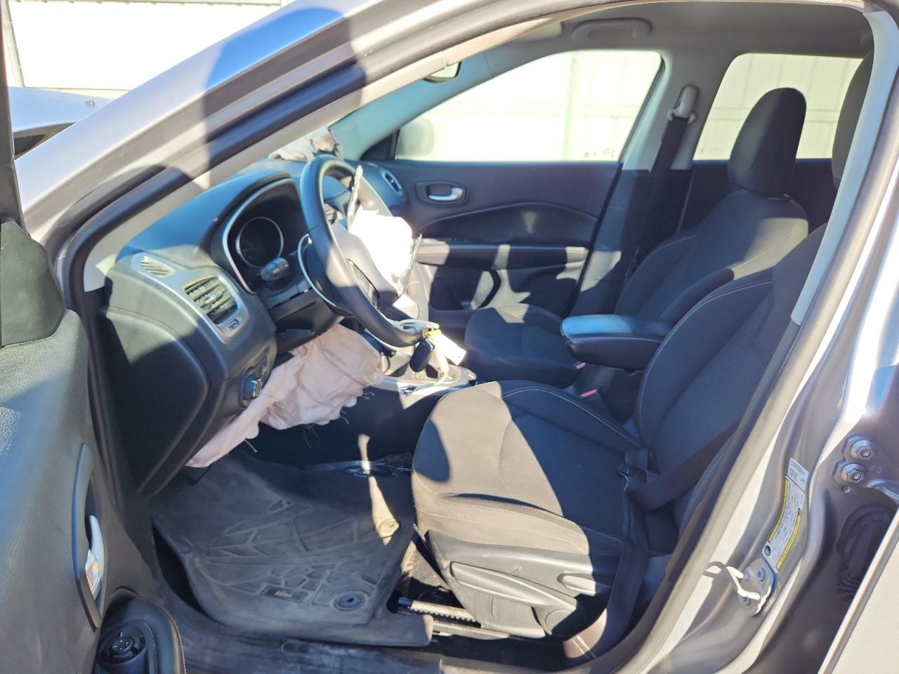 2019 Jeep Compass Sport VIN: 3C4NJCABXKT613060 Lot: 89507765