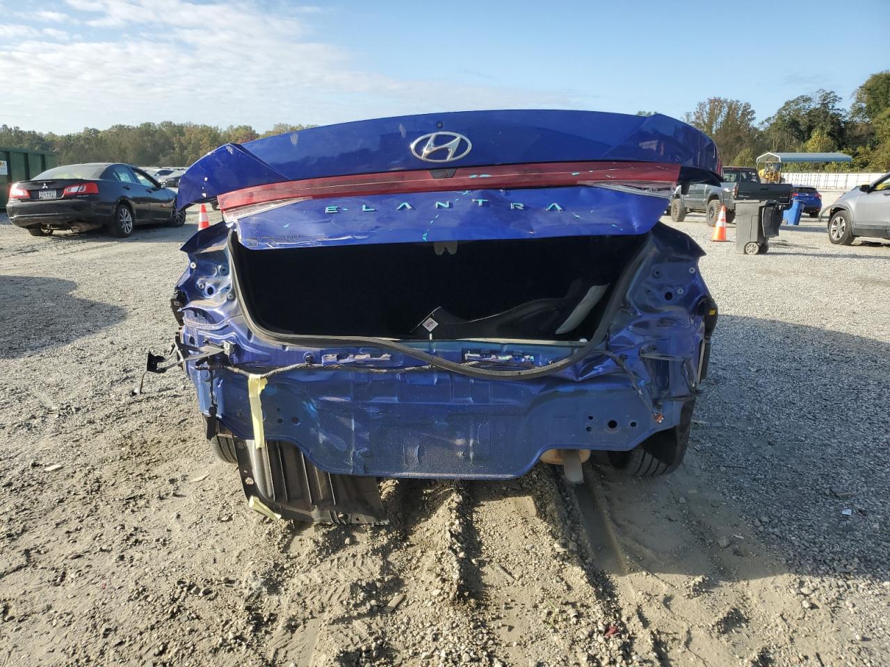 2023 Hyundai Elantra Sel VIN: KMHLS4AG5PU562324 Lot: 86147315