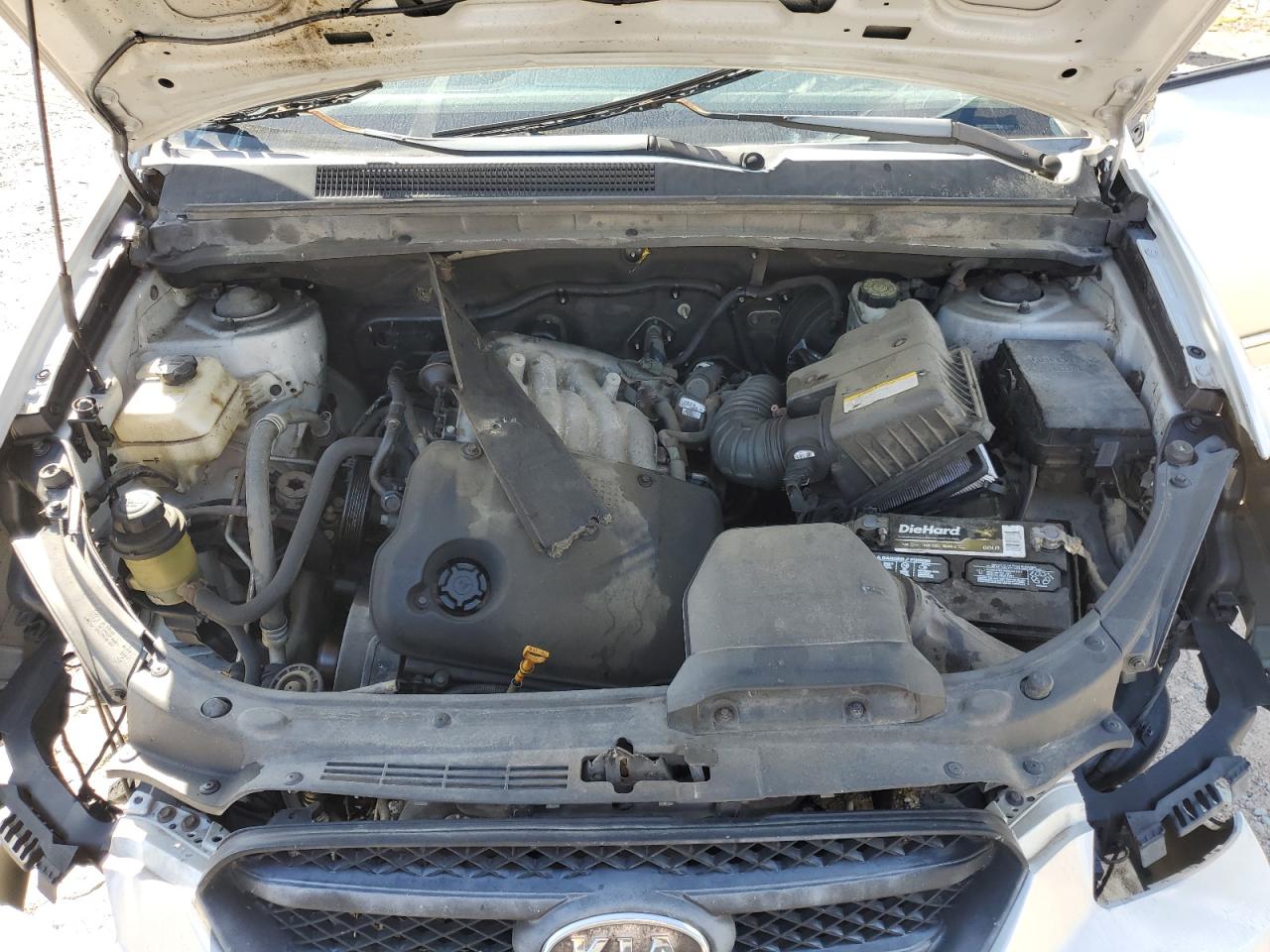 2008 Kia Rondo Lx VIN: KNAFG526087172484 Lot: 84717225