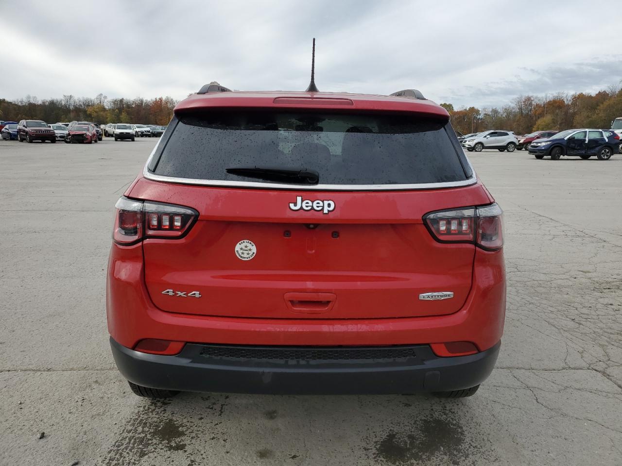 2018 Jeep Compass Latitude VIN: 3C4NJDBB7JT349590 Lot: 90056835