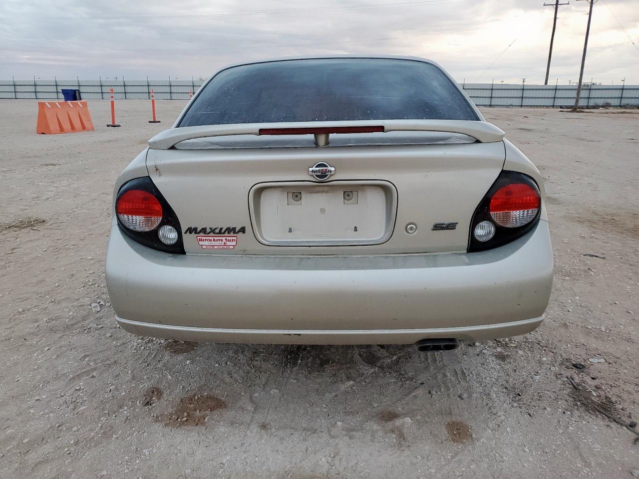 2000 Nissan Maxima Gle VIN: JN1CA31D3YT557317 Lot: 86238125