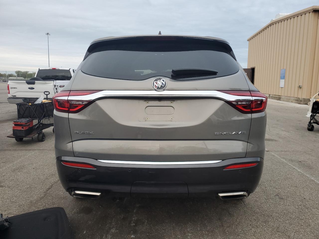 2018 Buick Enclave Essence VIN: 5GAERBKW4JJ153177 Lot: 82729185