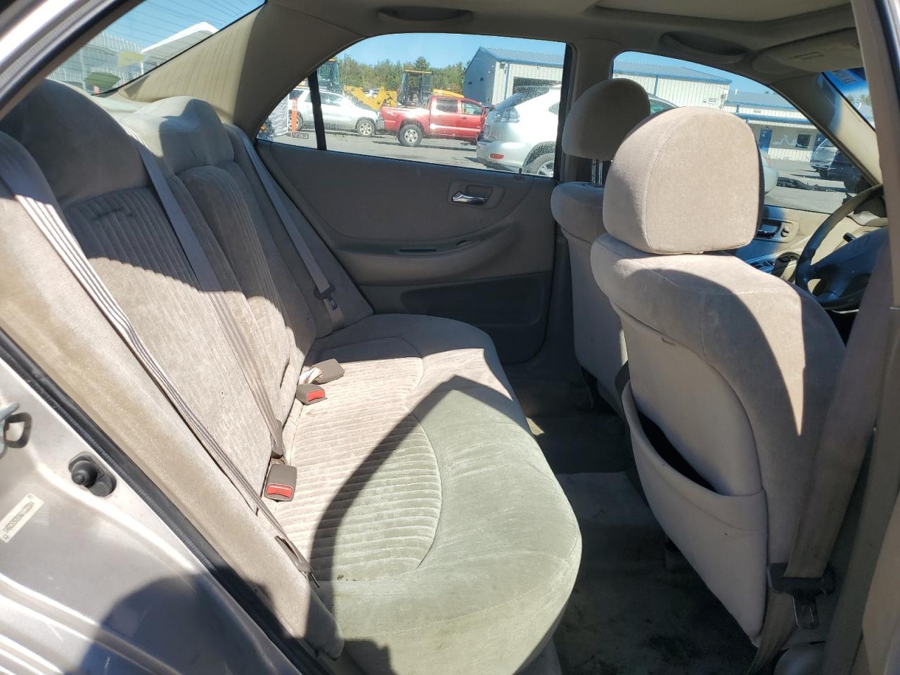 1998 Honda Accord Ex VIN: 1HGCG5659WA122384 Lot: 84902915