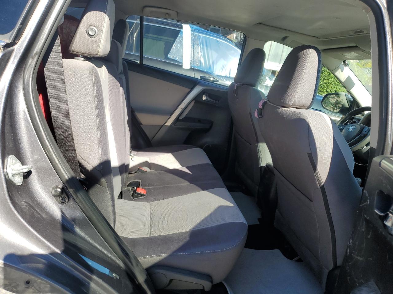 2015 Toyota Rav4 Xle VIN: 2T3RFREV2FW301677 Lot: 85477465