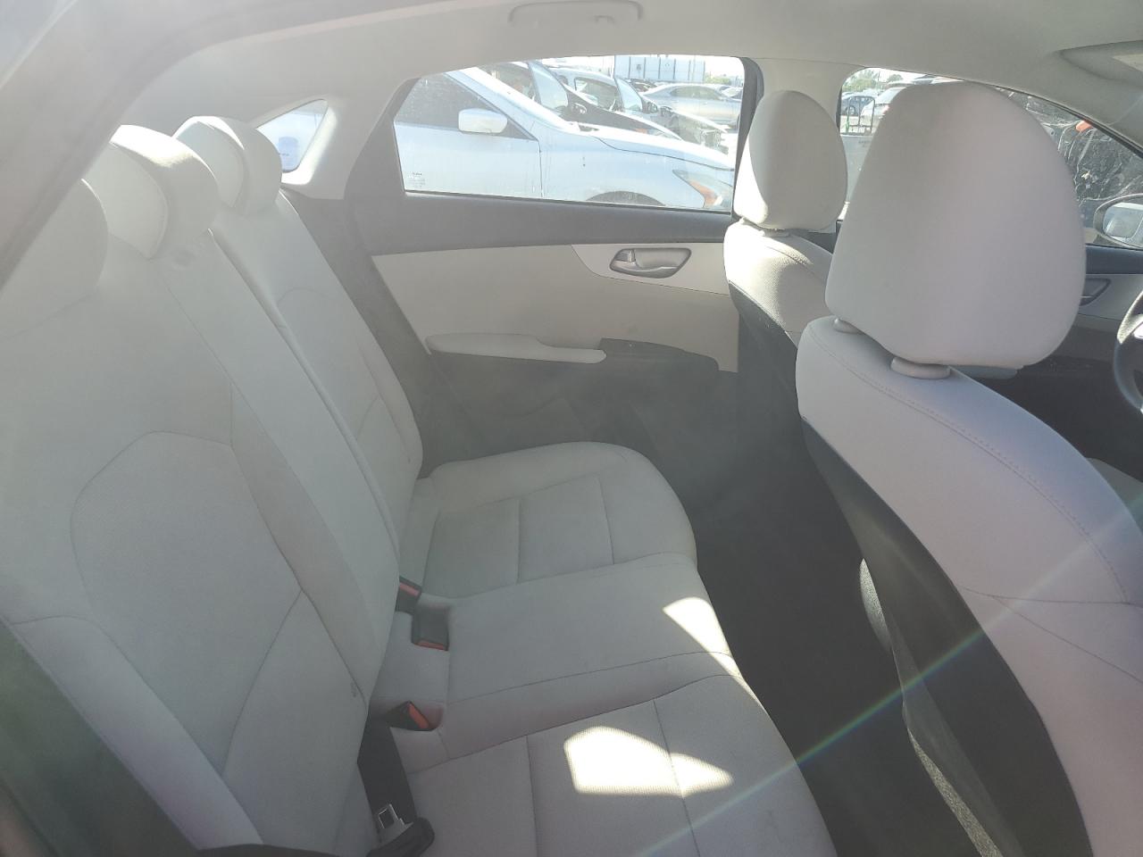 2023 Kia Forte Lx VIN: 3KPF24AD2PE655646 Lot: 89492255