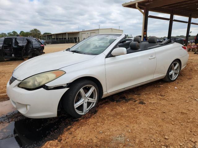 2004 Toyota Camry Solara Se