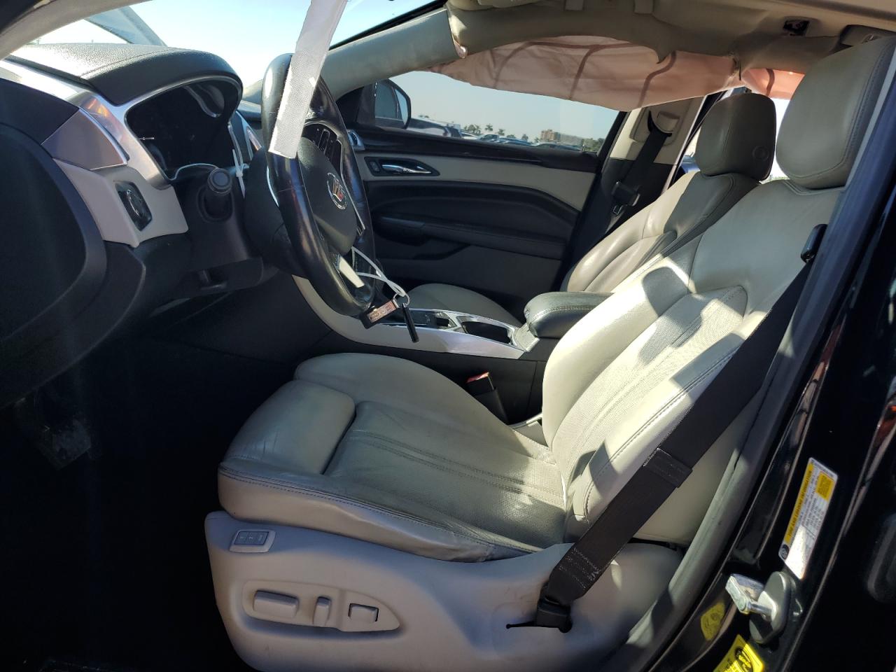 2014 Cadillac Srx Performance Collection VIN: 3GYFNCE36ES517992 Lot: 80317845