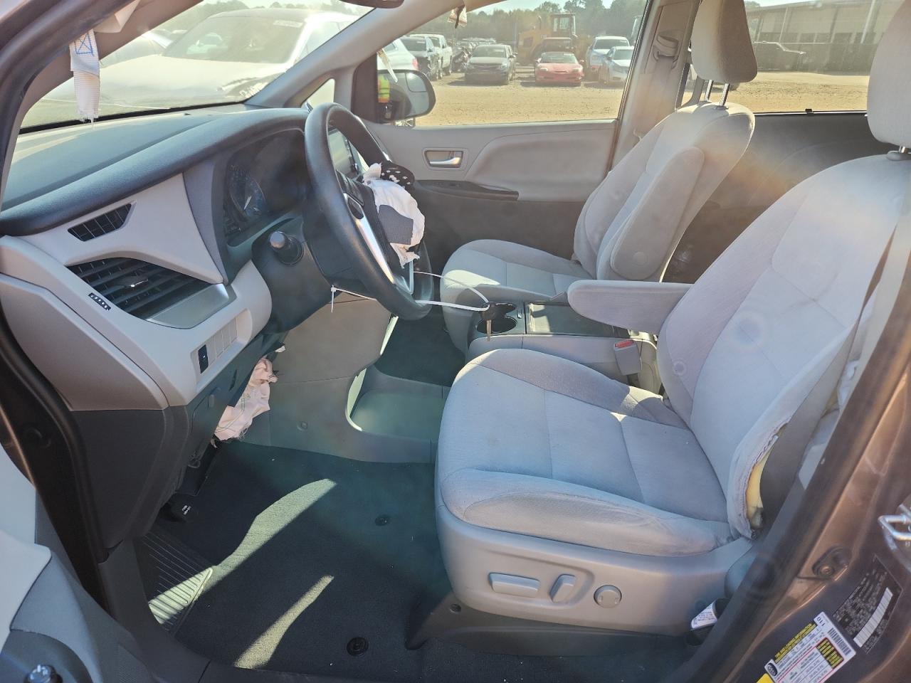 2020 Toyota Sienna Le VIN: 5TDKZ3DC8LS078905 Lot: 82002045