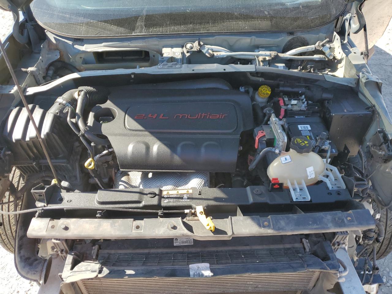 2018 Jeep Renegade Latitude VIN: ZACCJABB6JPH83688 Lot: 82373415