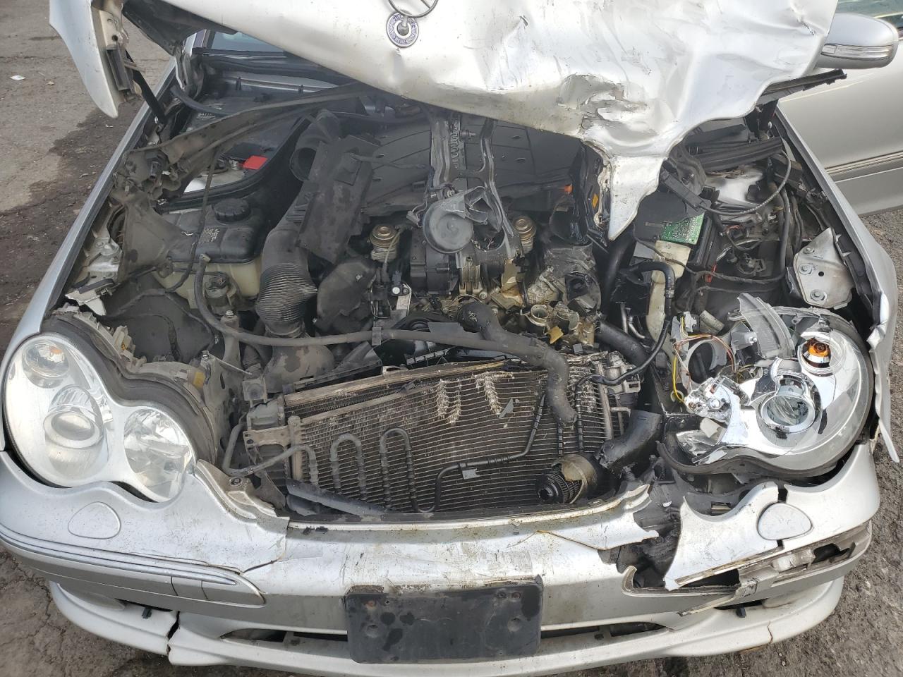 2005 Mercedes-Benz C 320 VIN: WDBRF64J65F560345 Lot: 82729345