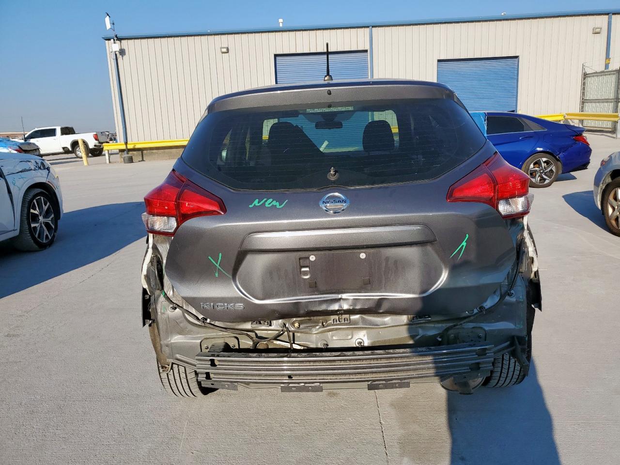 2020 Nissan Kicks S VIN: 3N1CP5BV1LL572929 Lot: 84011145