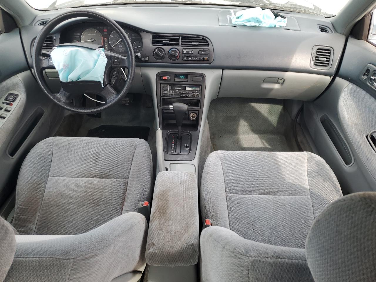 1996 Honda Accord Lx VIN: 1HGCD5638TA178397 Lot: 84194775