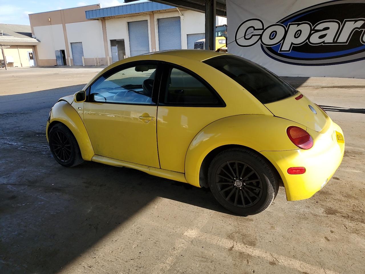 2002 Volkswagen New Beetle Gls yellow null gas 3VWCK21C62M439017 photo #3