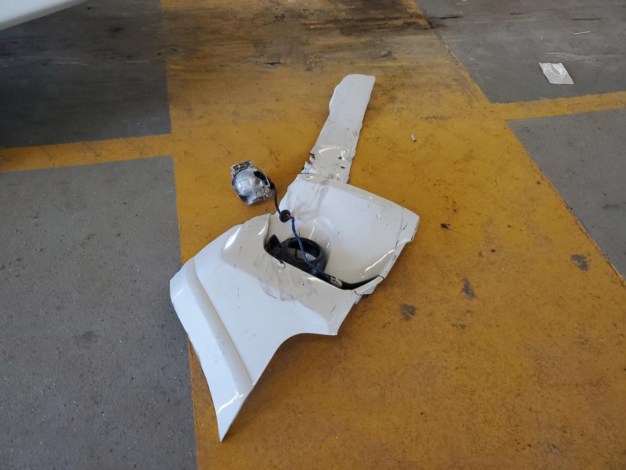 2015 Toyota 4Runner Sr5/Sr5 Premium VIN: JTEBU5JR0F5267718 Lot: 85104395