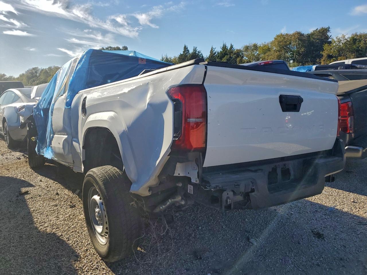 2024 Toyota Tacoma Xtracab white null gas 3TYJDAHN1RT004653 photo #3