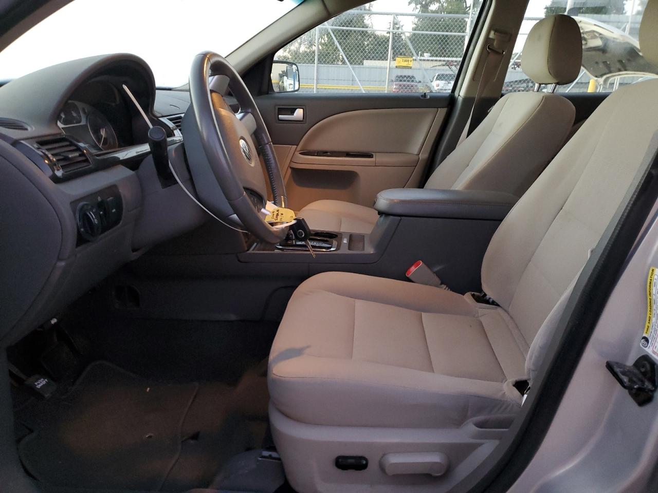 2009 Mercury Sable VIN: 1MEHM40W89G617233 Lot: 82434435