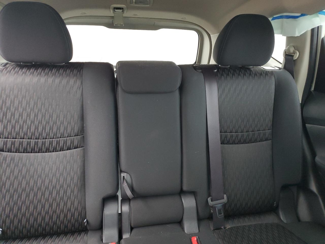 2017 Nissan Rogue S VIN: KNMAT2MT6HP584662 Lot: 85491695