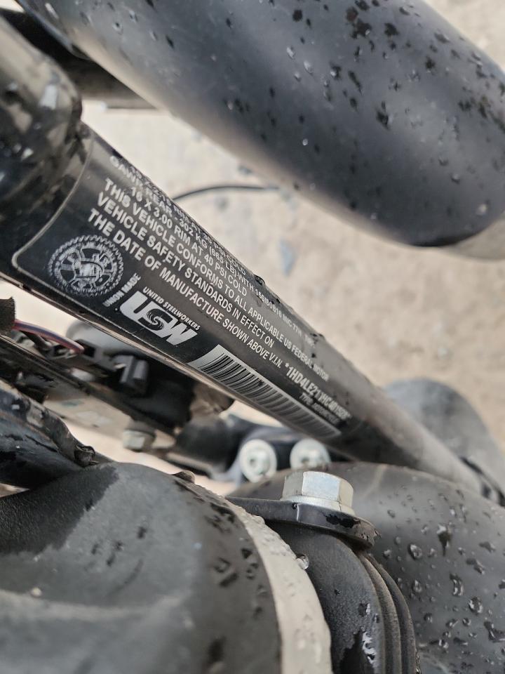 2017 Harley-Davidson Xl883 Iron 883 VIN: 1HD4LE211HC401528 Lot: 89736815